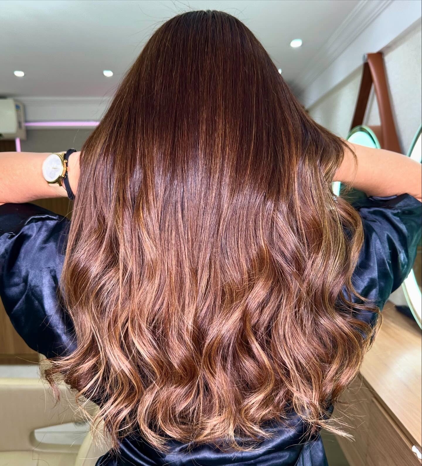 Mega Hair ondulado castanho em Goiânia